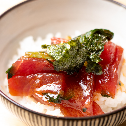 旅する味わい「マグロのヤンニョム漬け ごま油風味」